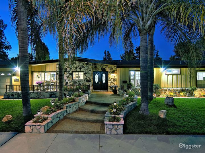 Woodland Hills House For Filming or Private Events Rent this location