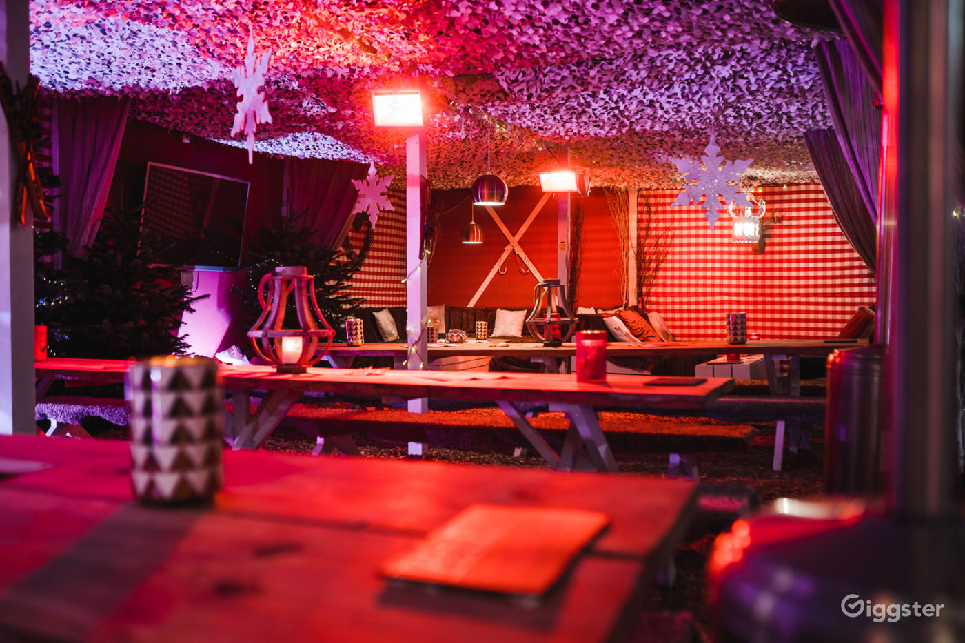 Alpine Ski Lodge in London Rent this location on Giggster