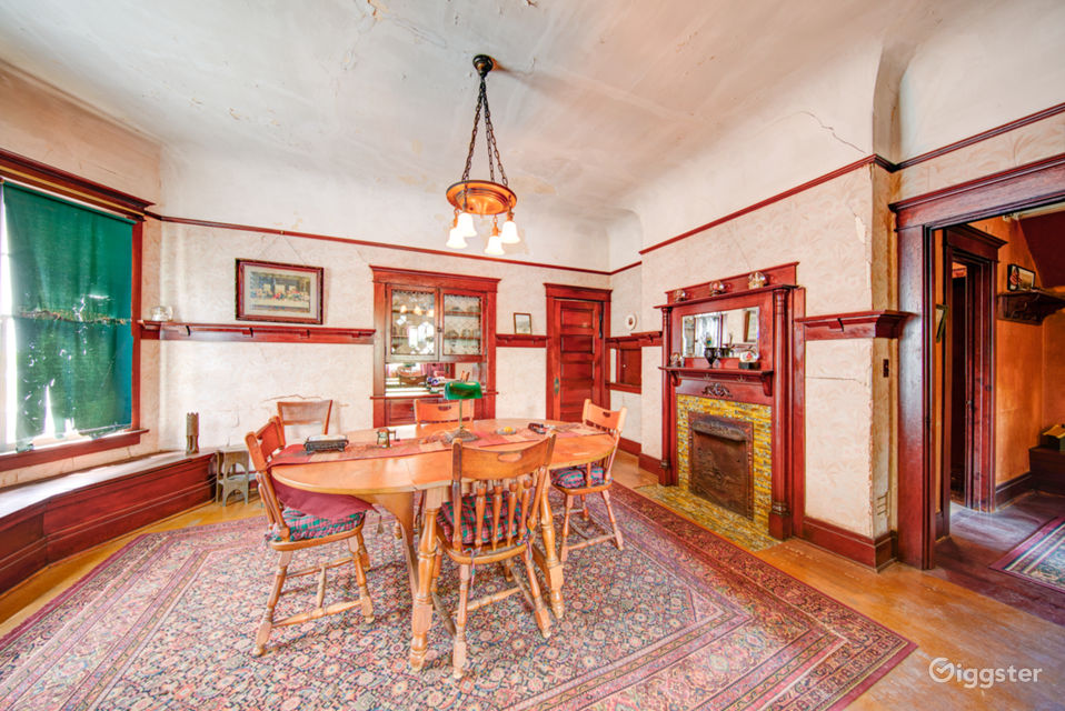 Edwardian Craftsman Rent this location on Giggster