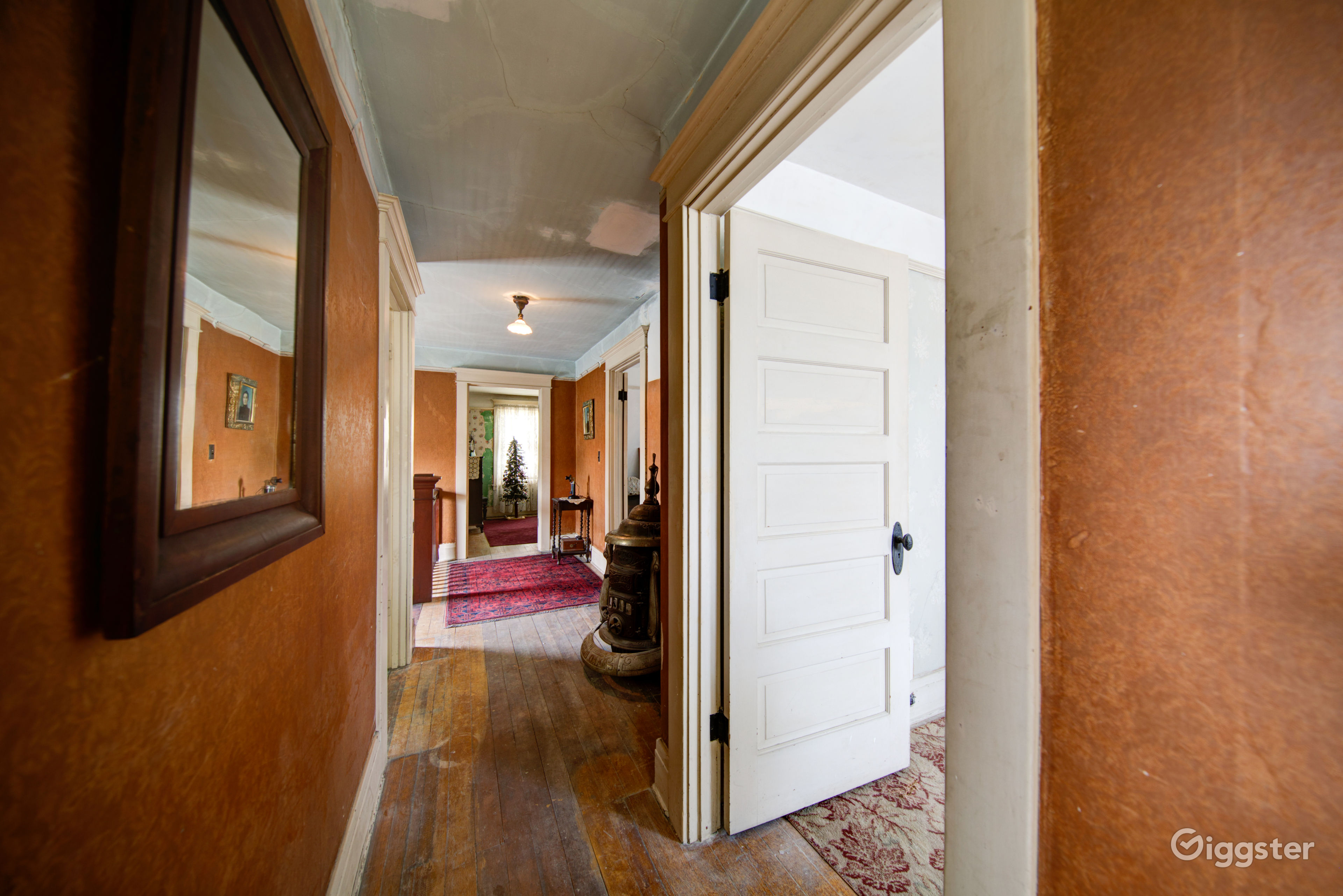 Edwardian Craftsman Rent this location on Giggster