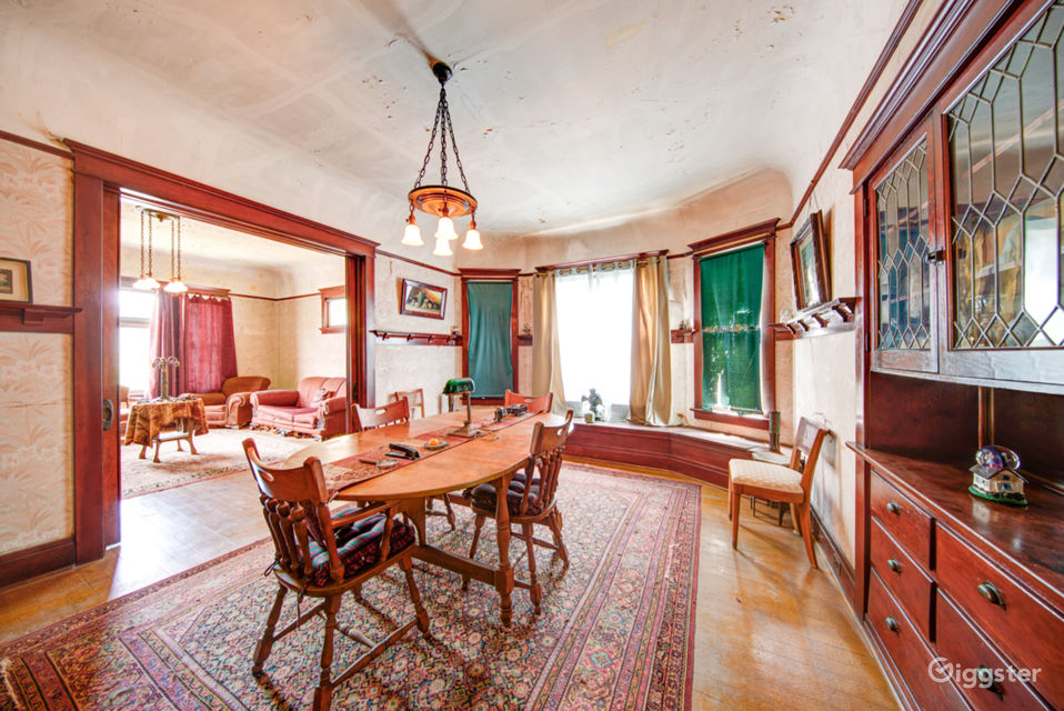 Edwardian Craftsman Rent this location on Giggster