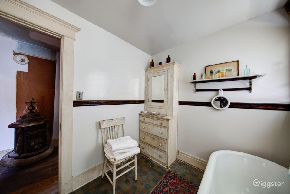 Edwardian Craftsman Rent this location on Giggster