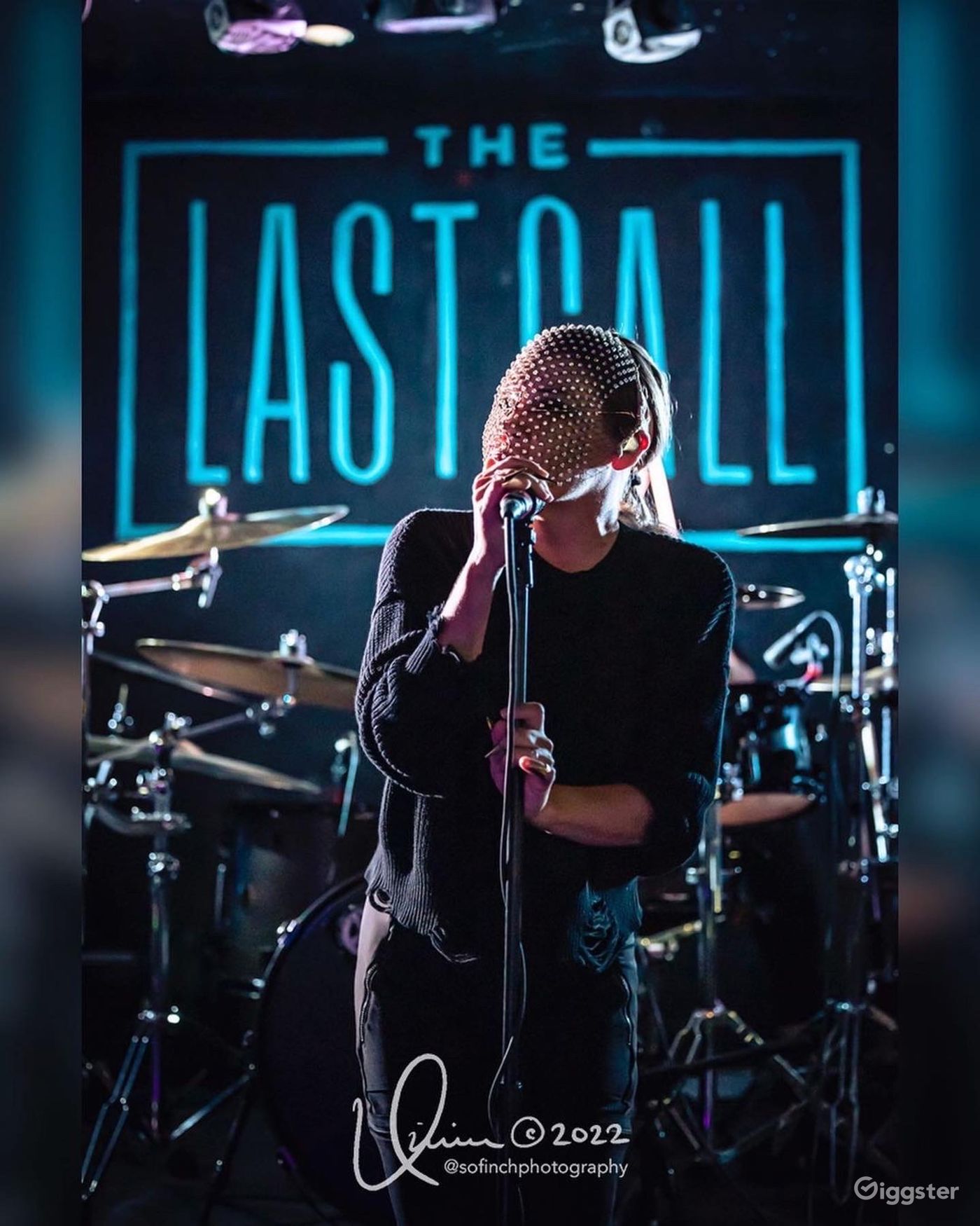 Sports Bar & Music Venue Rent this location on Giggster