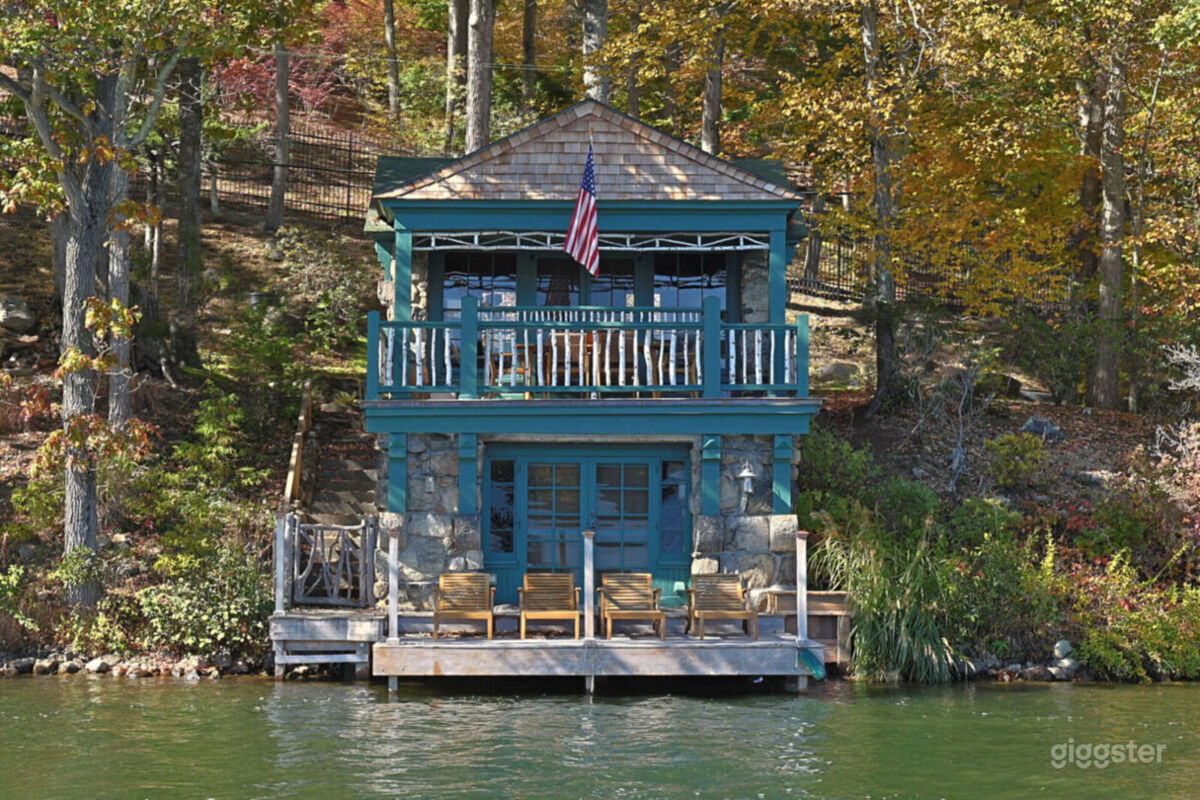 ②Boat House ボートハウス 当時物 Historic Stone Boathouse on Tuxedo Lake | Rent this location on