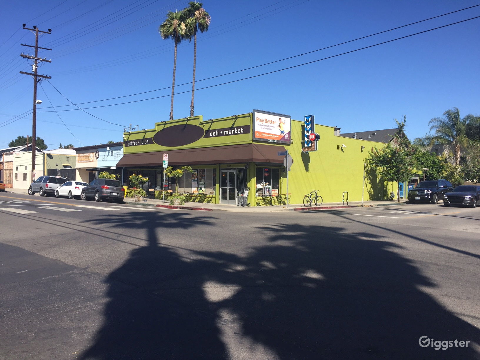 Neighborhood Corner Market Rent this location on Giggster