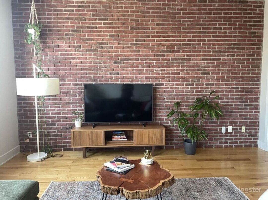 Stylish Loft with Iconic Charm &#38; Massive Terrace Photo 2