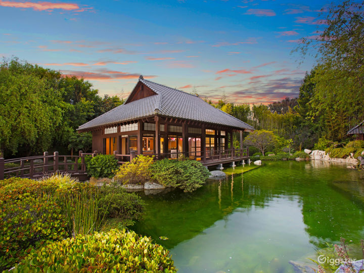 The King's Mansion Rent this location on Giggster