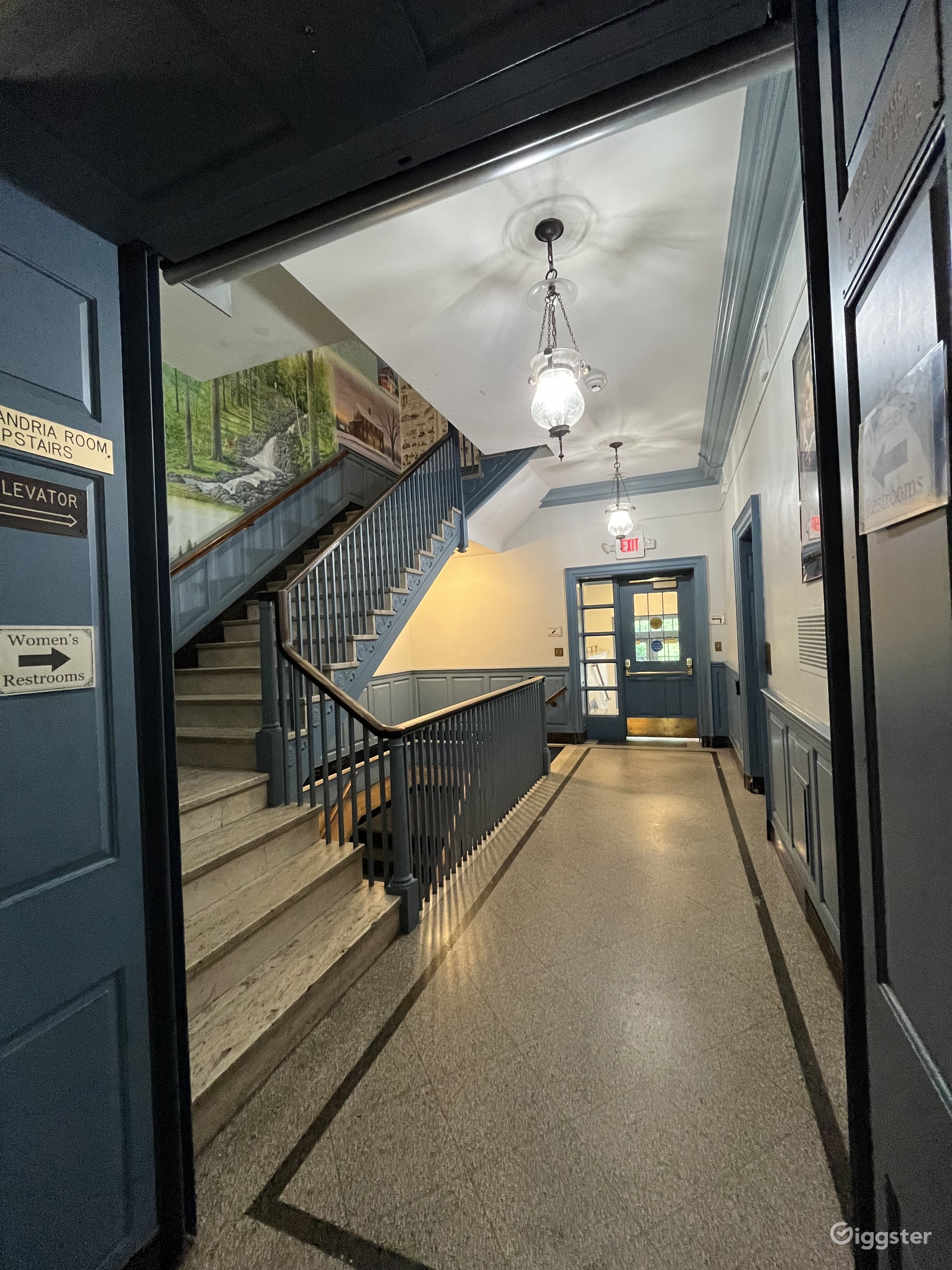 Old Movie Theatre & Town Hall Rent this location on Giggster