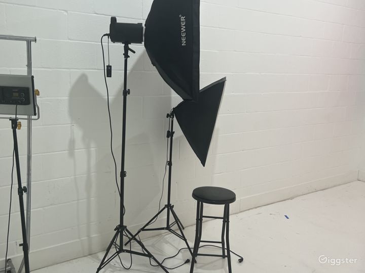 Warehouse Photography Studio Rent this location on Giggster