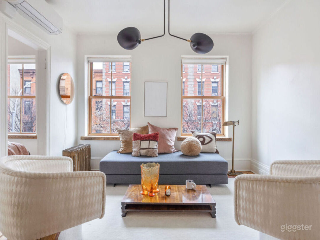 Charming Apartment: The Space for Creative Product Photo 1