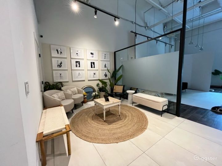 Stunning Studio with 9ft Windows+ 20ft High Ceiling | Rent this ...