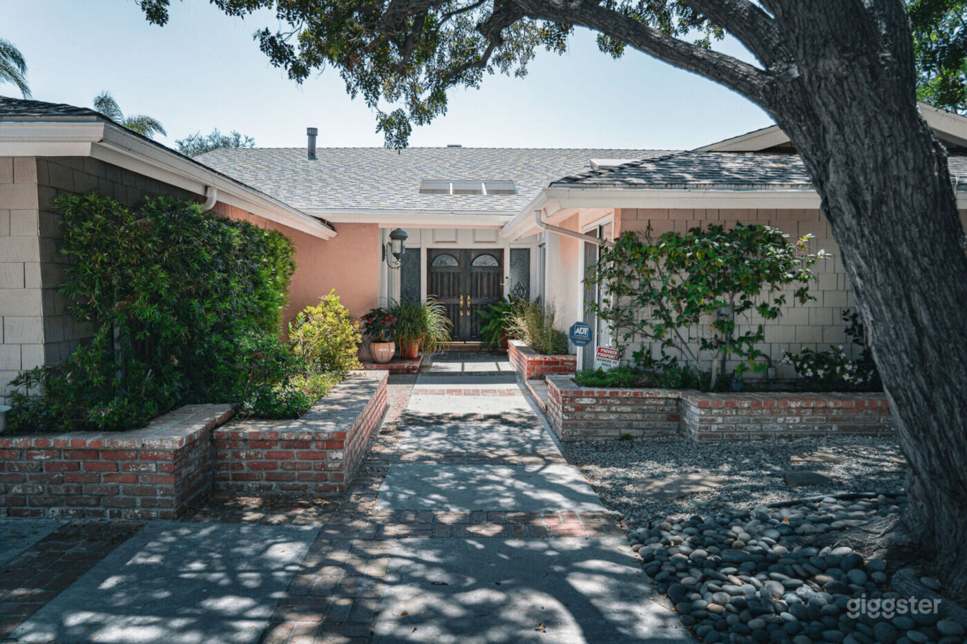 Canyon Oasis in Tarzana Photo 14