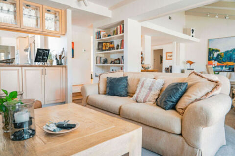 Canyon Oasis in Tarzana Photo 32