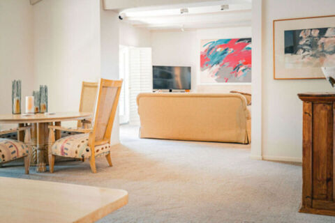 Canyon Oasis in Tarzana Photo 25