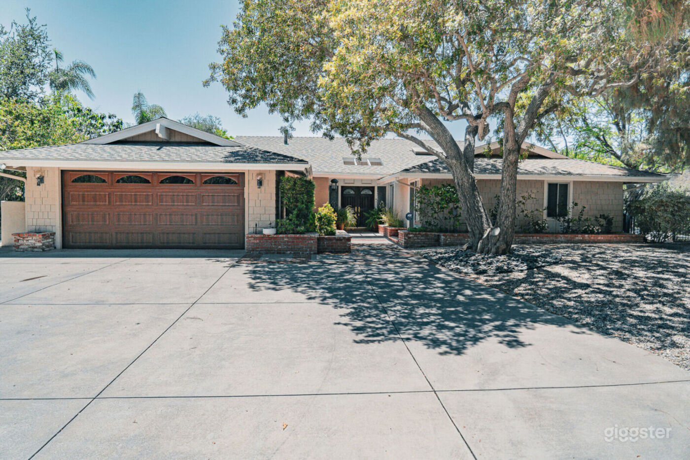 Canyon Oasis in Tarzana Photo 12