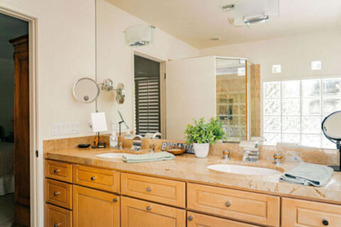 Canyon Oasis in Tarzana Photo 100