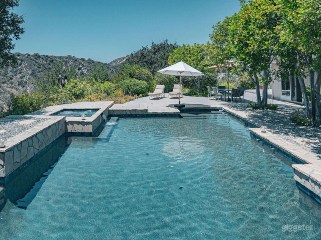 Canyon Oasis in Tarzana Photo 1