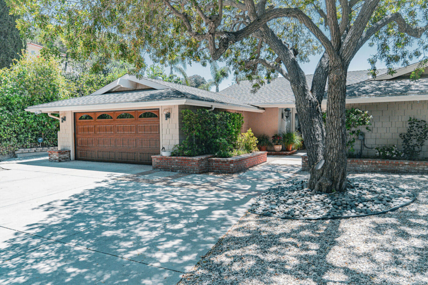 Canyon Oasis in Tarzana Photo 13