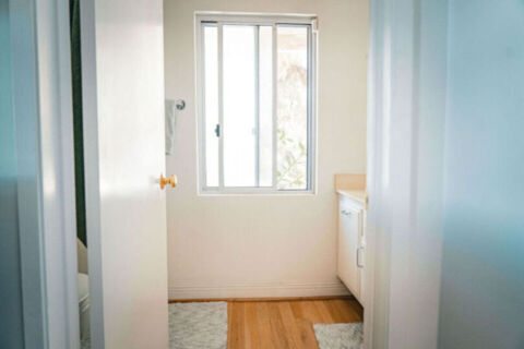 Canyon Oasis in Tarzana Photo 63