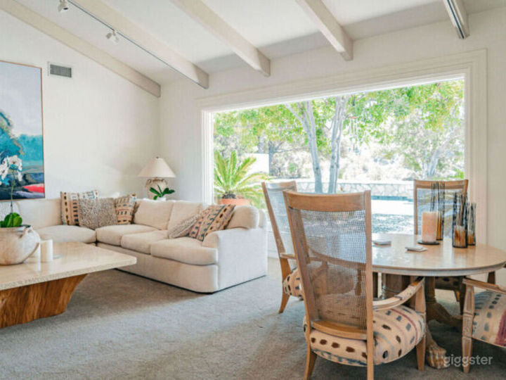 Canyon Oasis in Tarzana Photo 3