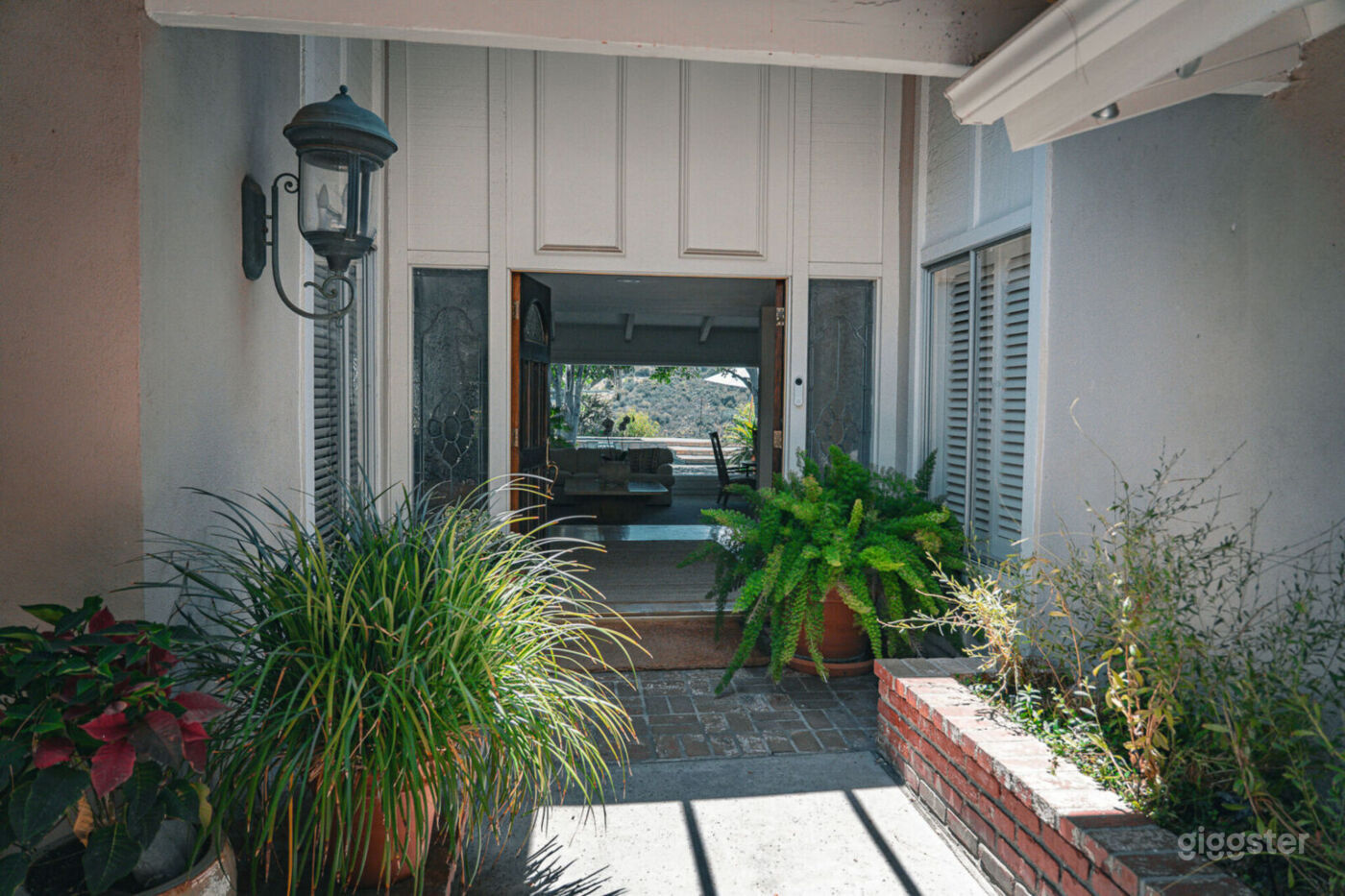 Canyon Oasis in Tarzana Photo 16