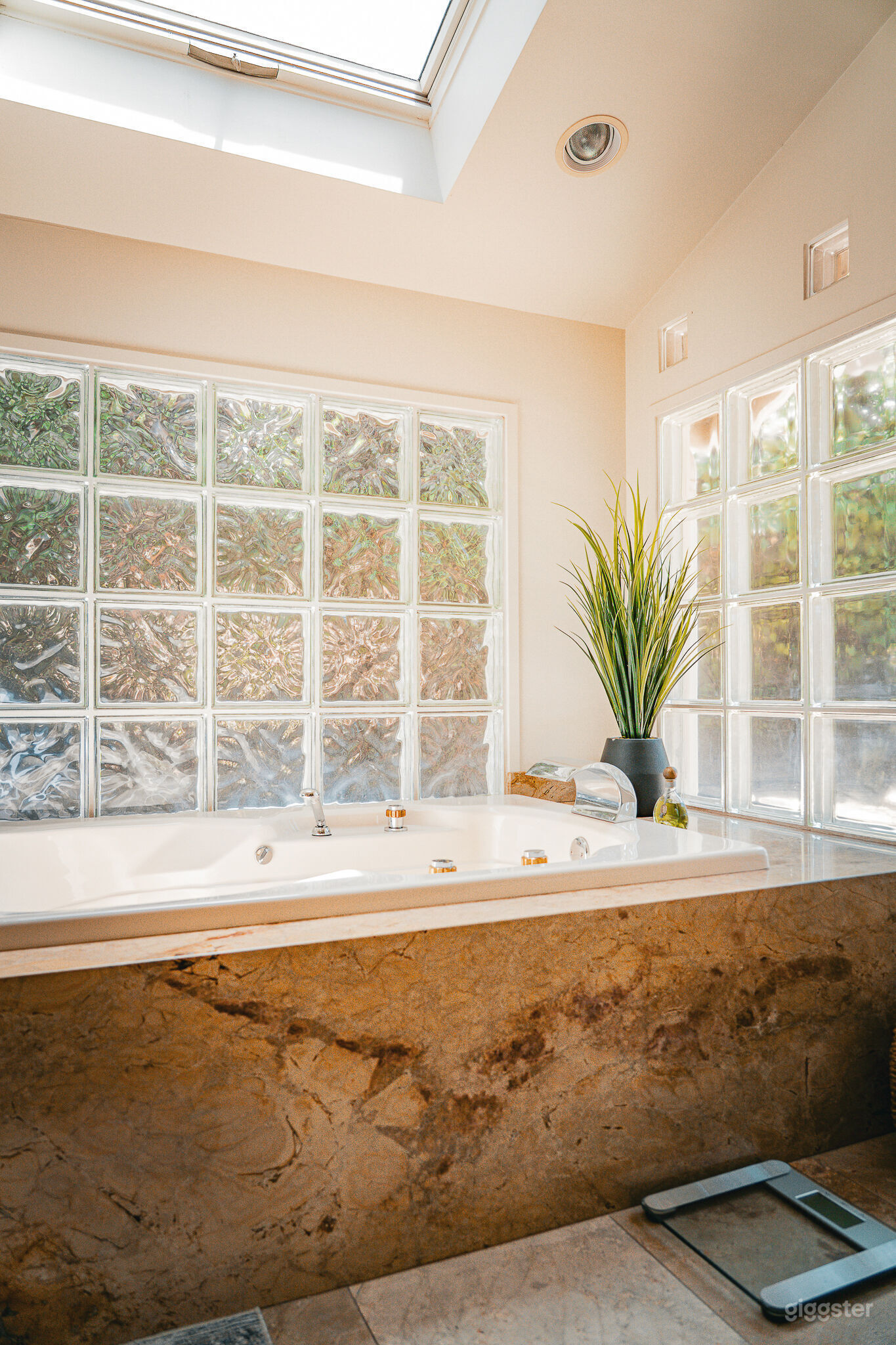 Canyon Oasis in Tarzana Photo 104