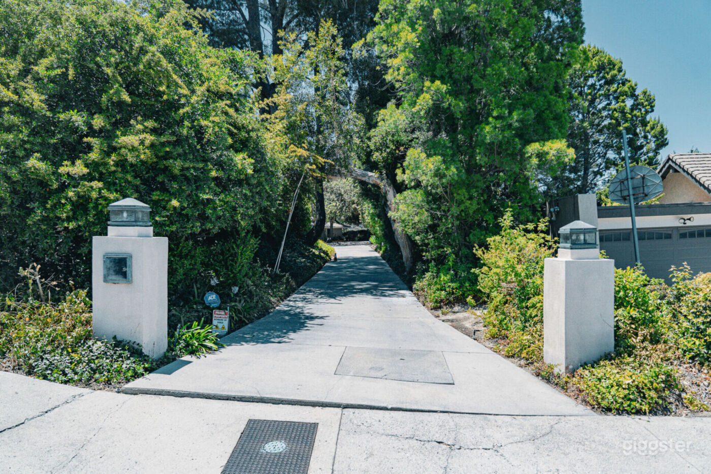 Canyon Oasis in Tarzana Photo 8