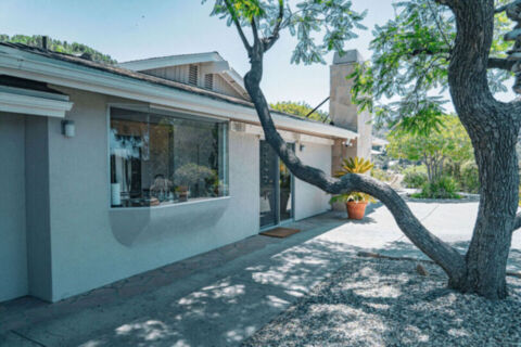 Canyon Oasis in Tarzana Photo 126