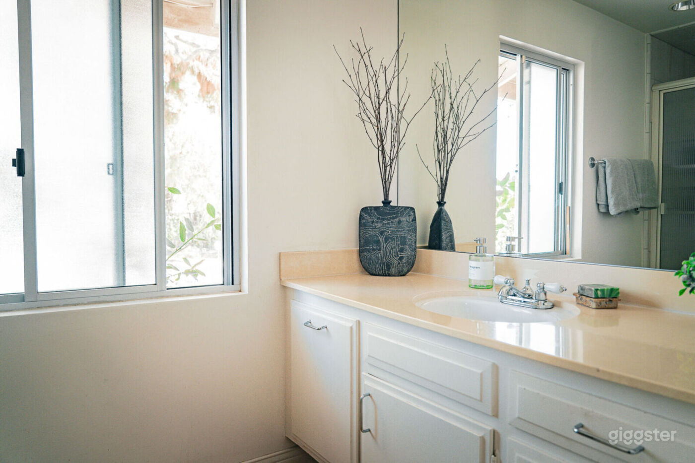 Canyon Oasis in Tarzana Photo 64