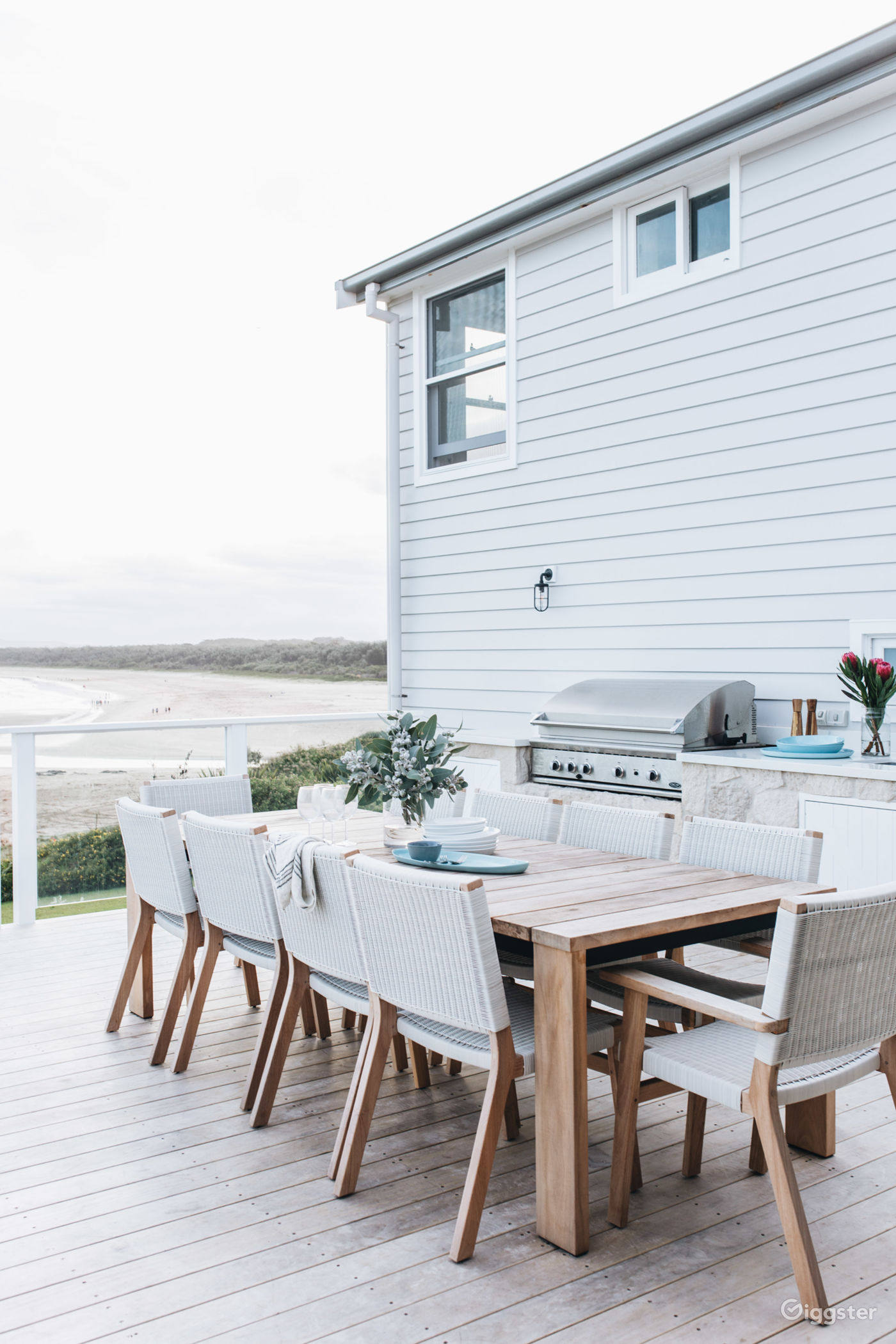 Beachfront House in Gerroa Rent this location on Giggster