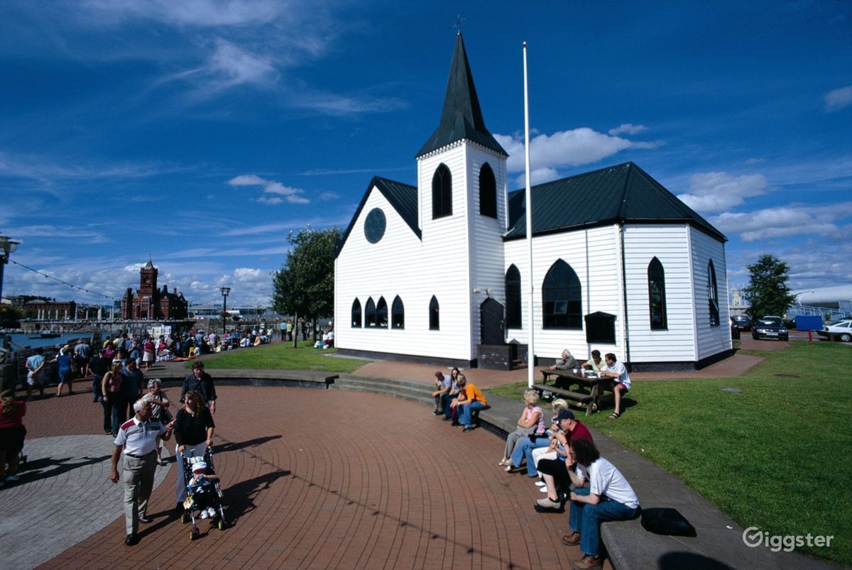 Iconic, landmark building situated in Cardiff Bay Rent this location
