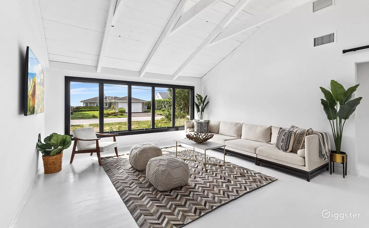 Stunning Sag Harbor Beach Cottage. Rent this location on Giggster