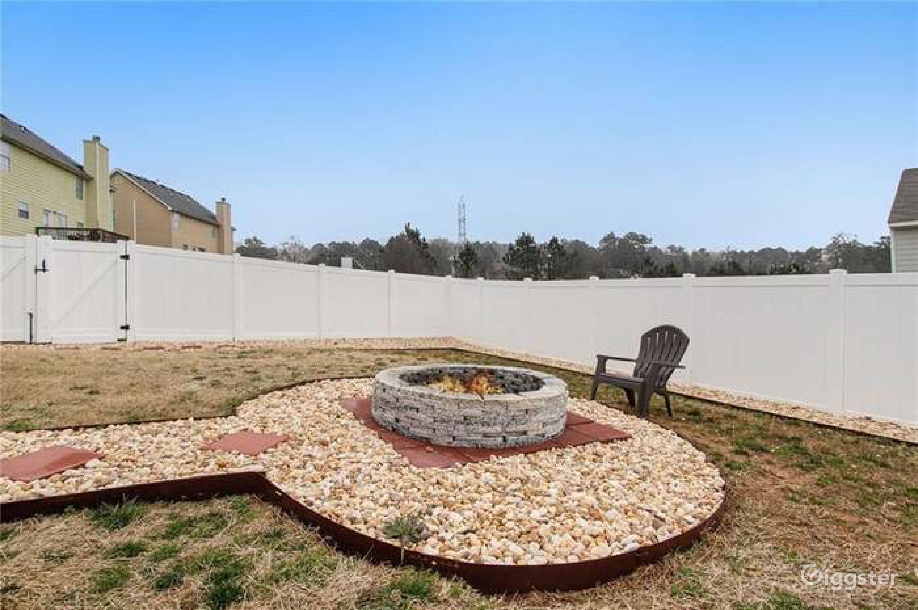 Creative Cornerstone Rent this location on Giggster