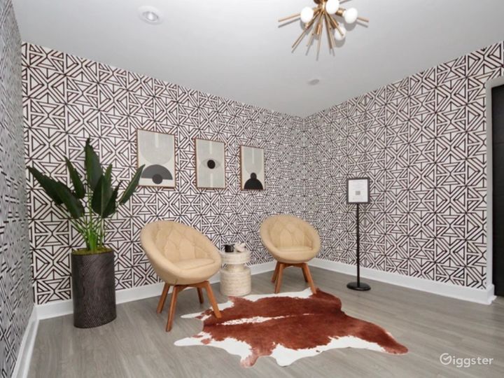 Geometric Set Studio at Alpharetta Rent this location on Giggster