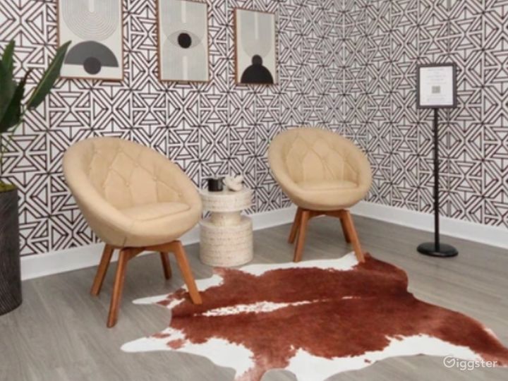 Geometric Set Studio at Alpharetta Rent this location on Giggster