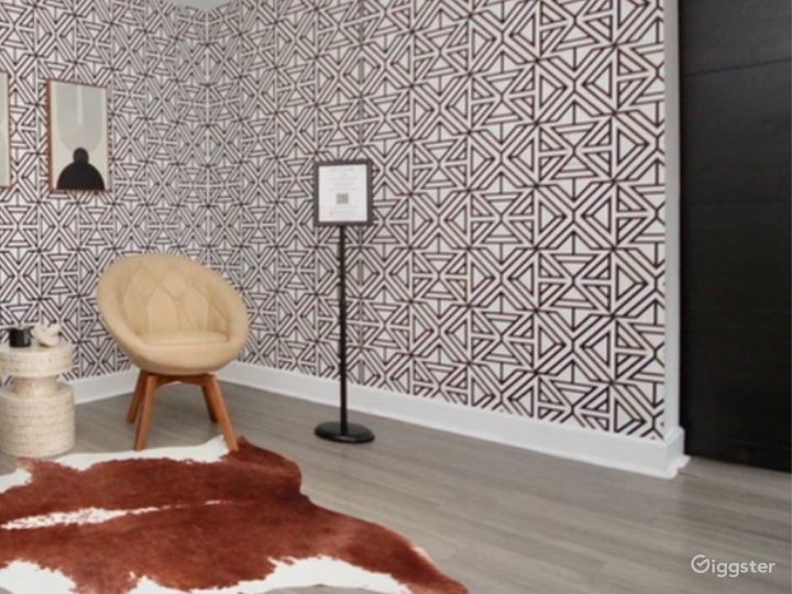 Geometric Set Studio at Alpharetta Rent this location on Giggster