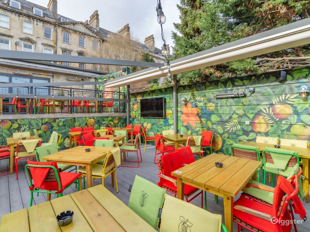 New late night bar in Bath Rent this location on Giggster