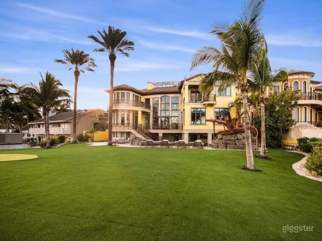 View of Luxurious Oceanfront Mansion! Movie Theater, Pool, | Rent this location ...