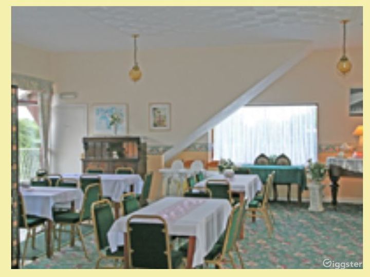 Roses Room for Small Meetings and Interviews Rent this location on