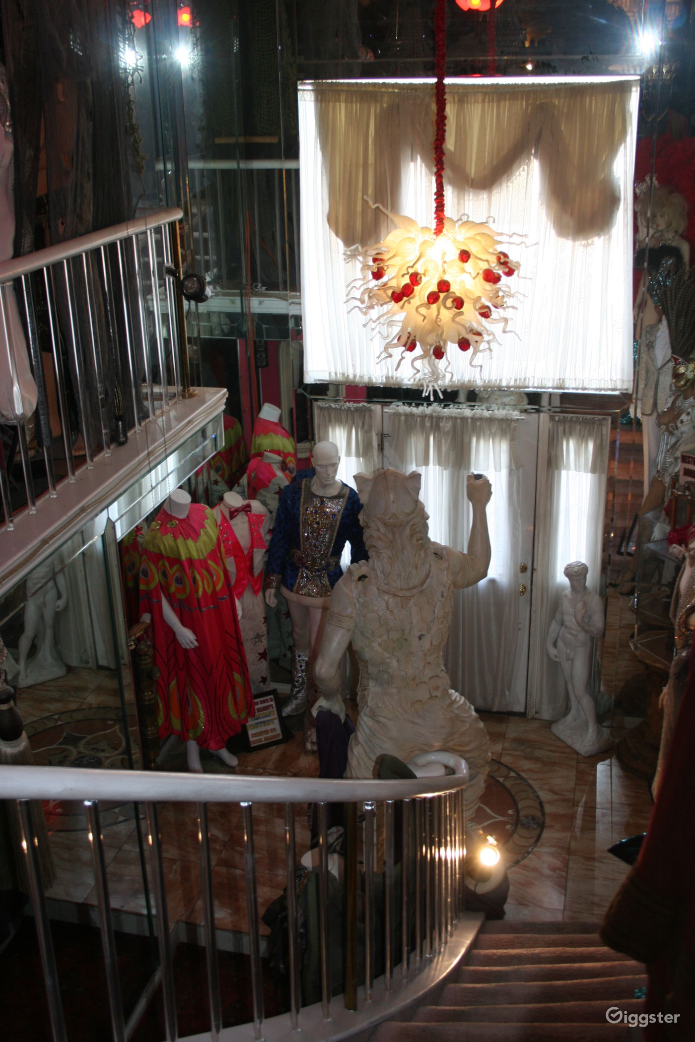 Fabulous Mansion with Mannequins in Las Vegas Rent this location on