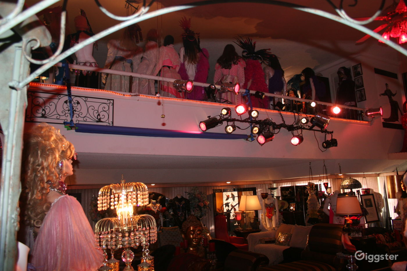Fabulous Mansion with Mannequins in Las Vegas Rent this location on