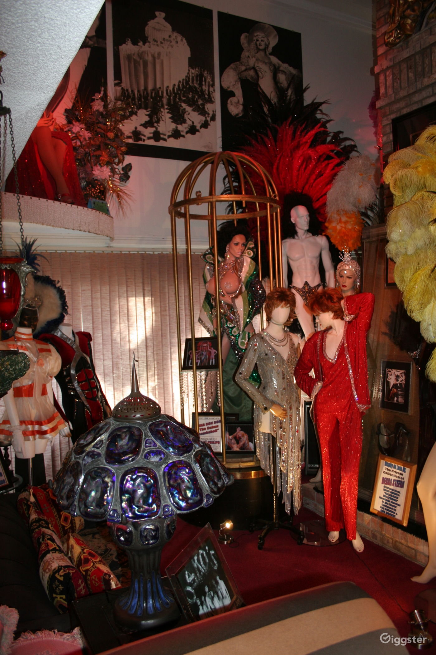 Fabulous Mansion with Mannequins in Las Vegas Rent this location on