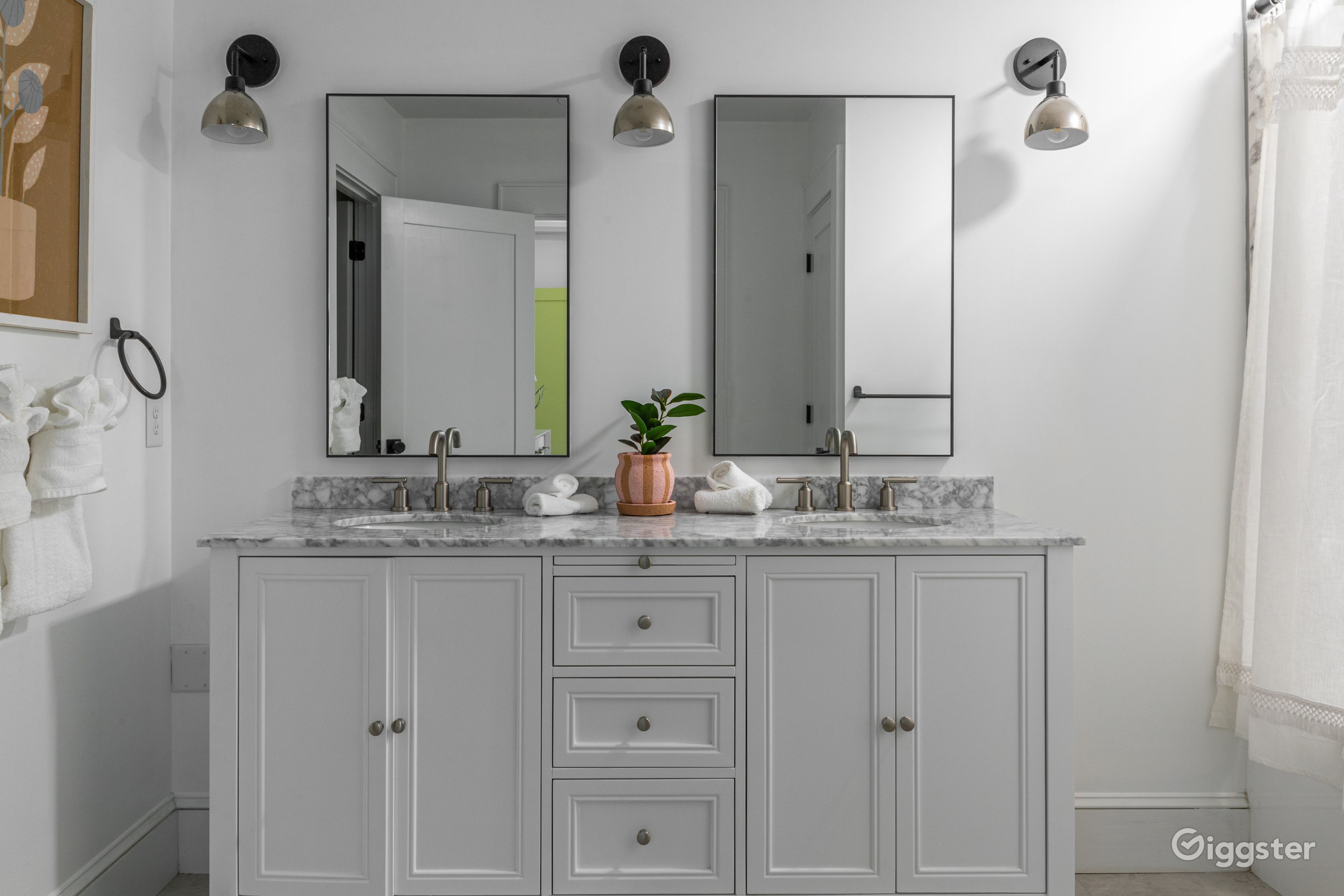 Chimney Sweep Upscale Furnished Rental Home Rent this location on Giggster