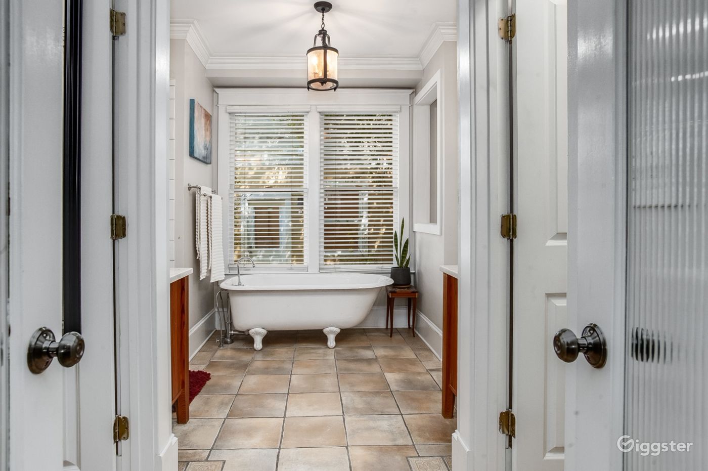 Historic Home in Lower Canopy of Grant Park Rent this location on