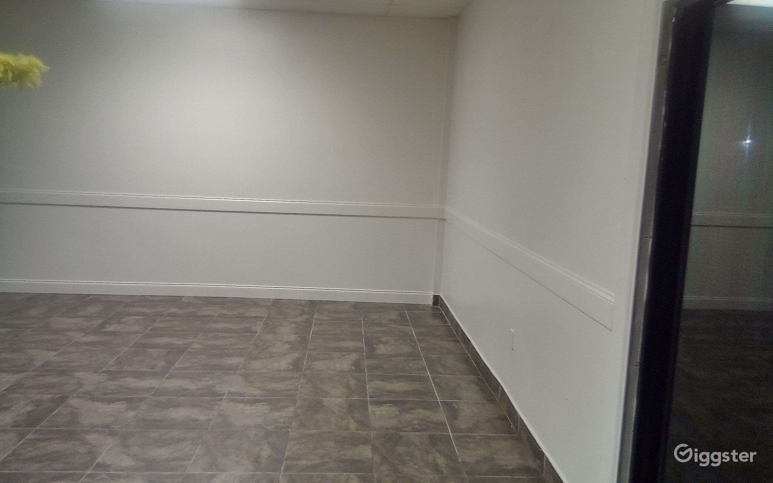 Beautiful Event space in New Orleans East | Rent this location on Giggster
