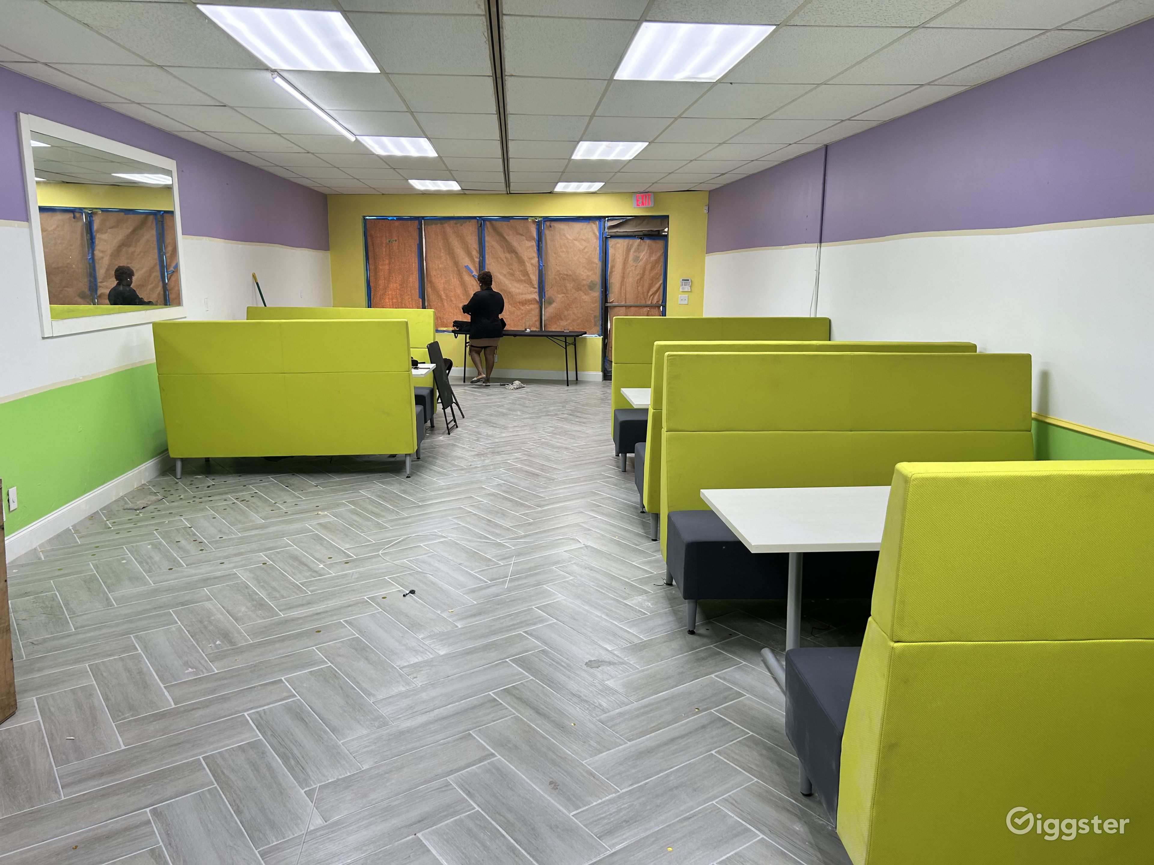 Quick and Easy Booking Sunrise Rent this location on Giggster