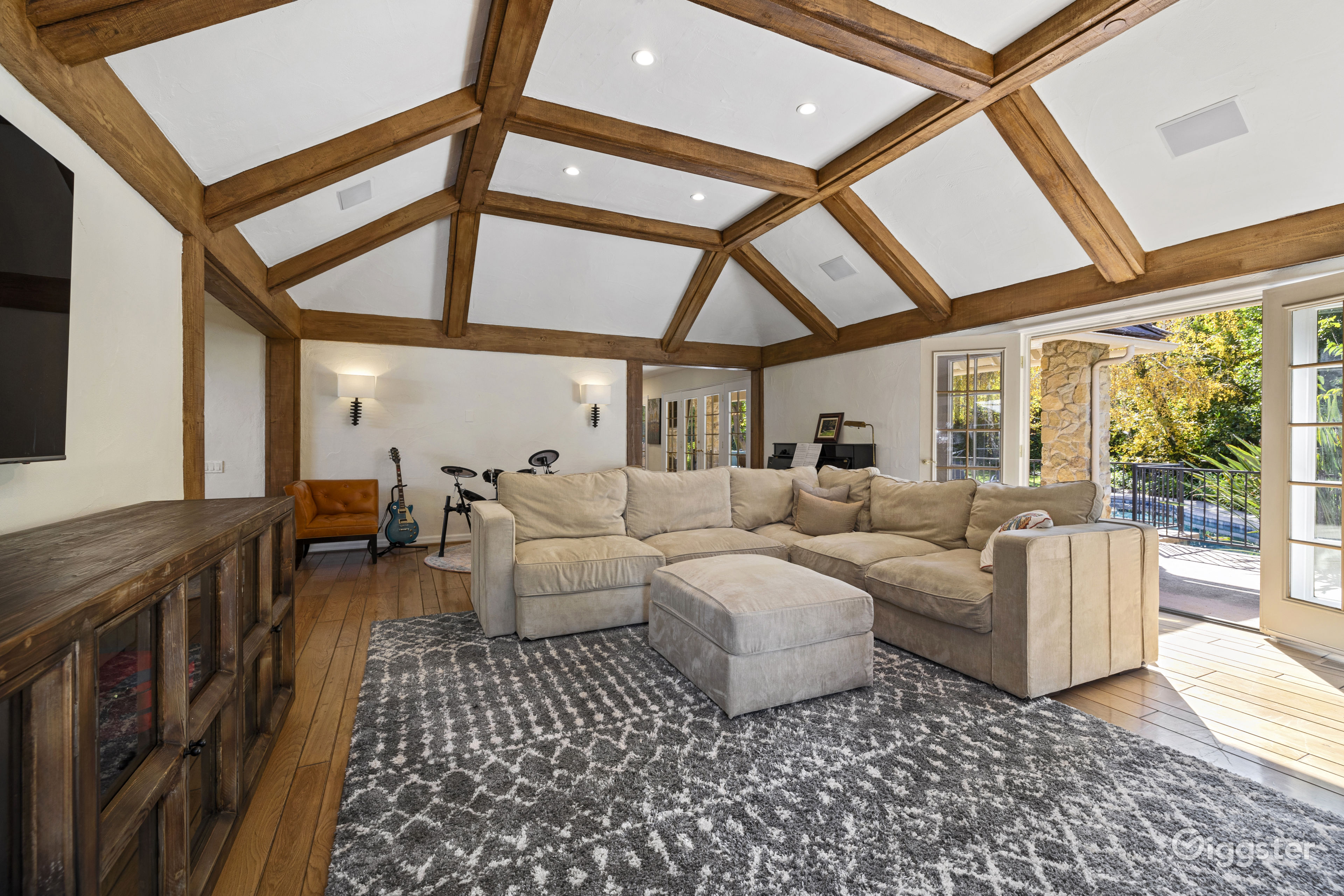 Beautiful Tennis Court House Rent this location on Giggster