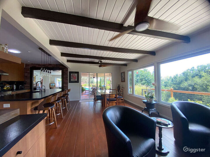 Walnut Acres Woodland Hills Ranch Home Rent this location on Giggster