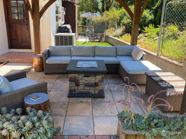 Walnut Acres Woodland Hills Ranch Home Rent this location on Giggster