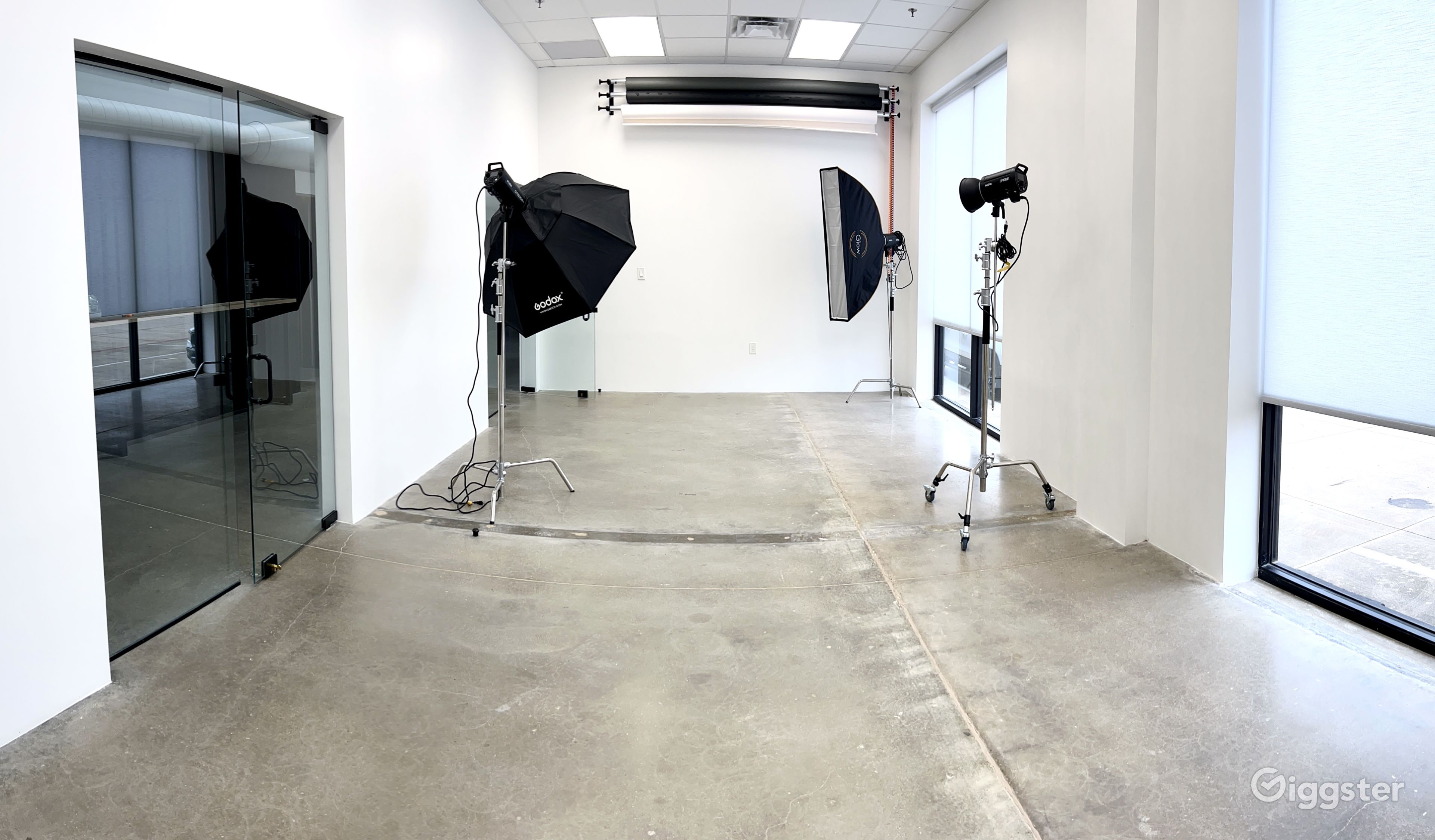 Photo Studios in Plano Rent this location on Giggster